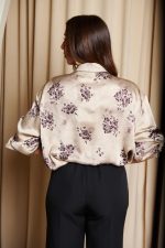 Πουκάμισο με floral print και κουμπιά κόσμημα μπεζ