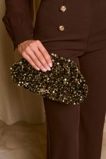 Tσάντα clutch με χρυσές παγιέτες μαύρη