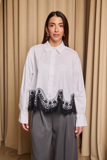 Πουκάμισο με σχέδιο δαντέλα στο κάτω μέρος λευκό