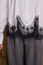 Πουκάμισο με σχέδιο δαντέλα στο κάτω μέρος λευκό - Image 7