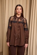 Πουκάμισο με σχέδιο δαντέλα στο πάνω μέρος σκούρο καφέ