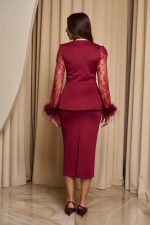 Σετ μπλούζα-φούστα με δαντέλα και πούπουλα βουργουνδί - Image 5