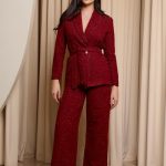 Κοστούμι tweed με lurex λεπτομέρεια βουργουνδί