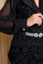 Κοστούμι με ανάγλυφα λουλούδια μαύρο - Image 5