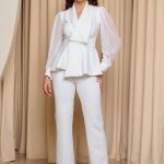 Κοστούμι με διακοσμητικές χάντρες λευκό