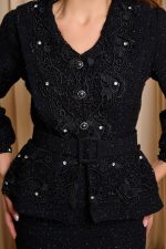 Φόρεμα midi tweed με λεπτομέρεια δαντέλα και στρας μαύρο - Image 6