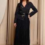 Φόρεμα maxi με δαντέλα και χρυσή λεπτομέρεια μαύρο