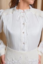 Φόρεμα midi tweed με κεντημένες λεπτομέρειες εκρού-λευκό - Image 6