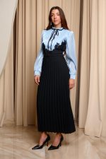 Φόρεμα maxi πλισέ μαύρο - γαλάζιο - Image 3