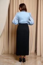 Φόρεμα maxi πλισέ μαύρο - γαλάζιο - Image 4