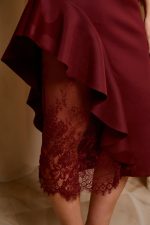 Φόρεμα midi με λεπτομέρεια δαντέλα βουργουνδί - Image 7