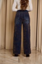 Παντελόνι τζιν με ανάγλυφο velvet print μπλε - Image 6