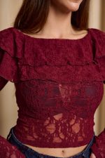 Μπλούζα με βολάν και δαντέλα βουργουνδί - Image 7