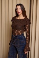 Μπλούζα με βολάν και δαντέλα καφέ - Image 5