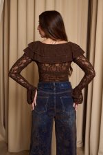 Μπλούζα με βολάν και δαντέλα καφέ - Image 6