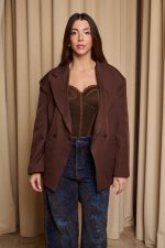 Σακάκι oversized με ζώνη καφέ - Image 4