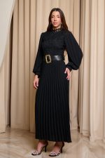 Φόρεμα midi πλισέ με δαντέλα και ζώνη μαύρο - Image 4