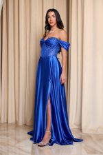 Φόρεμα maxi σατεν off shoulder με κορσέ μπλε ρουά - Image 3