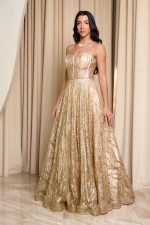Φόρεμα maxi με τρισδιάστατο γκλίτερ και κορσέ χρυσό - Image 3