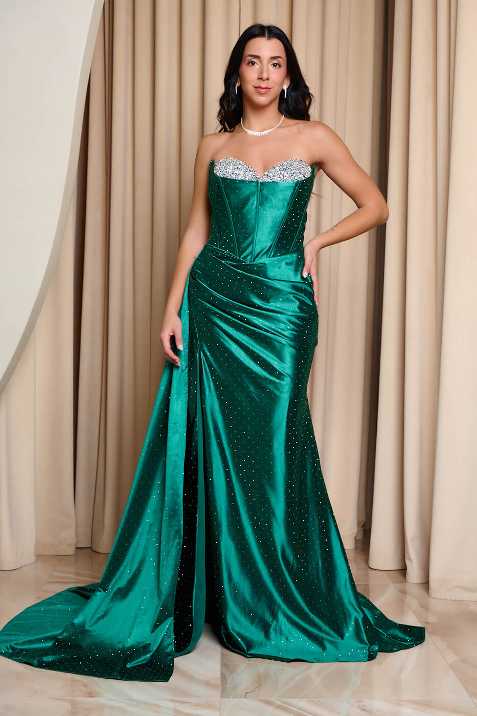 GA-2113 Φόρεμα maxi στράπλες σατεν με στρας κυπαρισσί