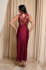 Φόρεμα maxi ντραπέ με λεπτομέρεια διαφάνεια βουργουνδί - Image 4