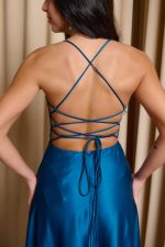 Φόρεμα maxi σατεν πετρόλ - Image 6