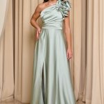 Φόρεμα maxi one shoulder σατέν με φραμπαλά γκριζοπράσινο