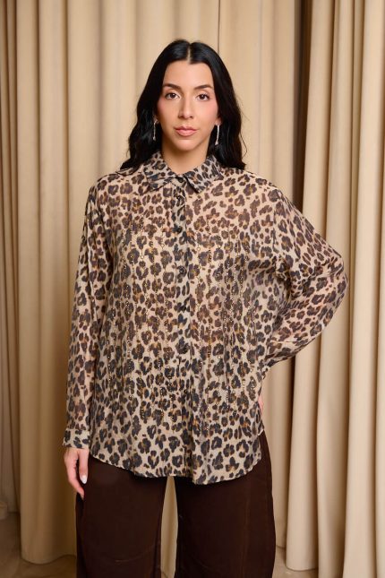Πουκάμισο με print και σειρές από χρυσά στρας λεοπάρ