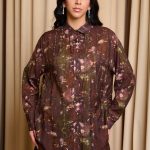 Πουκάμισο με σειρές από χρυσά στρας εμπριμέ