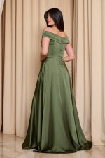 Φόρεμα maxi off shoulder σατέν με κρουαζέ μπούστο olive - Image 6