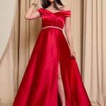 Φόρεμα maxi off shoulder σατέν με κρουαζέ μπούστο κόκκινο