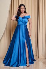 Φόρεμα maxi off shoulder σατέν με κρουαζέ μπούστο μπλε ρουά - Image 3