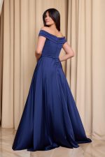 Φόρεμα maxi off shoulder σατέν με κρουαζέ μπούστο navy blue - Image 5