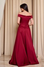 Φόρεμα maxi off shoulder σατέν με κρουαζέ μπούστο βουργουνδί - Image 6