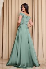 Φόρεμα maxi off shoulder σατέν με κρουαζέ μπούστο μέντα - Image 4