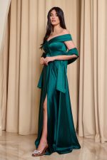 Φόρεμα maxi off shoulder σατέν με κρουαζέ μπούστο κυπαρισσί - Image 4