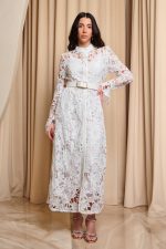 Φόρεμα midi κιπούρ με ζώνη άσπρο - Image 2