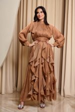 Φόρεμα maxi με βολάν bronze - Image 2