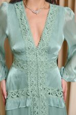 Φόρεμα maxi με V ντεκολτέ και κεντήματα μέντα - Image 6