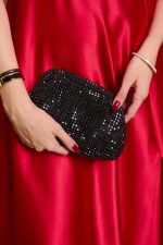 Tσάντα χειρός διακοσμημένη με στρας μαύρη - Image 2