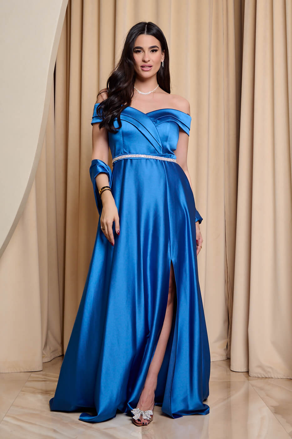 GA-2137-3.1 Φόρεμα maxi off shoulder σατέν με κρουαζέ μπούστο μπλε ρουά