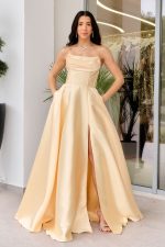 Φόρεμα maxi ταφτάς με διακοσμημένο μπούστο κίτρινο - Image 2