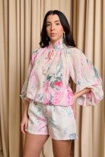 Σετ μπλούζα - σορτς με floral μοτίβο ροζ - Image 3