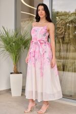 Φόρεμα maxi με floral μοτίβο και ζώνη ροζ - Image 3