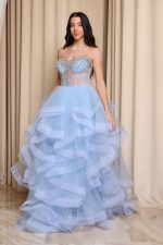 Φόρεμα maxi με διακοσμημένο μπούστο και βολάν baby blue - Image 3