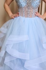 Φόρεμα maxi με διακοσμημένο μπούστο και βολάν baby blue - Image 7