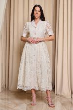 Φόρεμα midi με δαντέλα και boho ζώνη μπεζ - Image 2