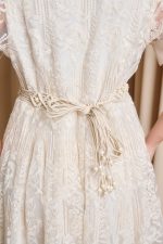 Φόρεμα midi με δαντέλα και boho ζώνη μπεζ - Image 7