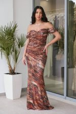 Φόρεμα maxi off shoulder με ντραπέ λεπτομέρειες και παγιέτες bronze - Image 2