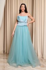 Φόρεμα maxi στράπλες με τούλι γαλάζιο - Image 2